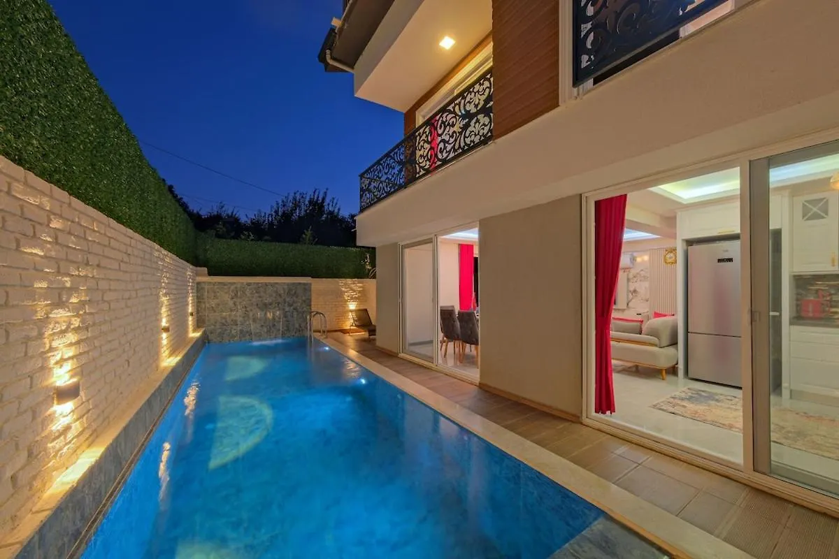 Holiday Villa With Pool - Fethiye