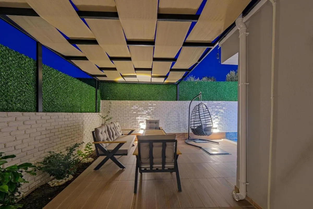 Holiday Villa With Pool - Fethiye