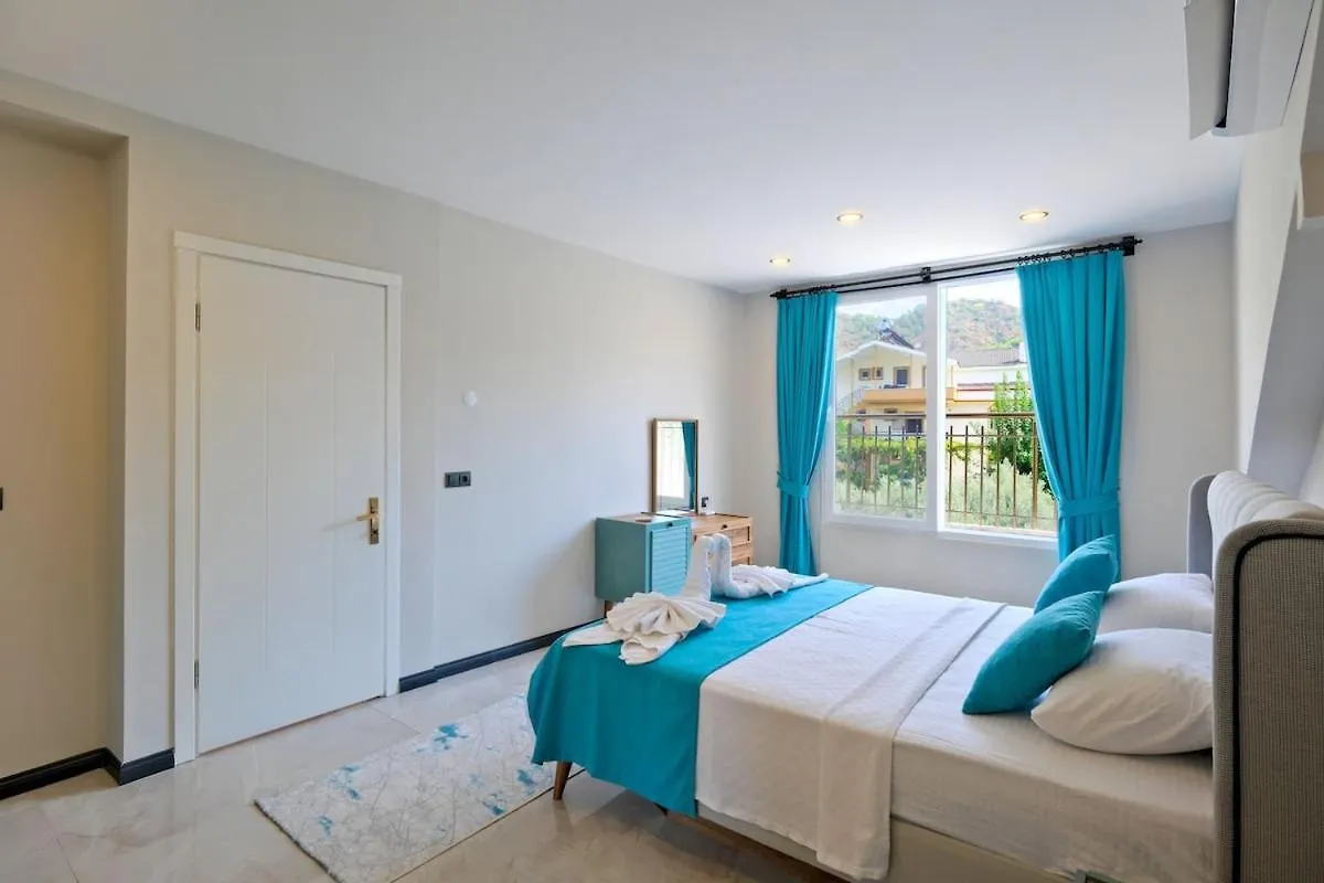 Holiday Villa With Pool - Fethiye 0*,